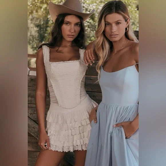 HOUSE OF CB ‘Catalina’ Corset - Picture 6 of 10